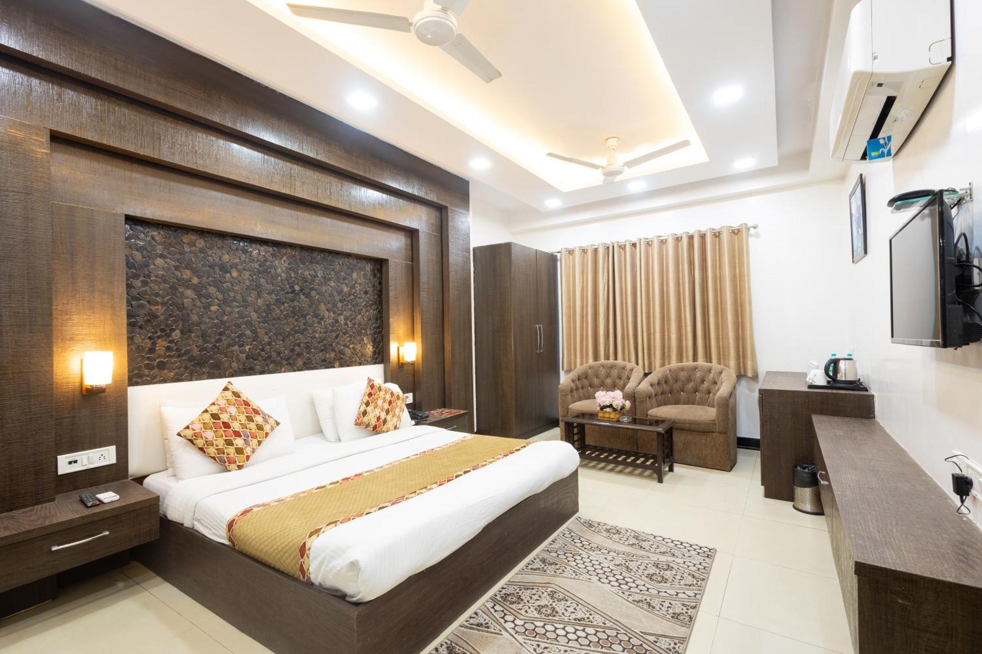 Hotel Red Castle - Karol Bagh - Where Luxury Meets Comfort New Delhi Exterior photo