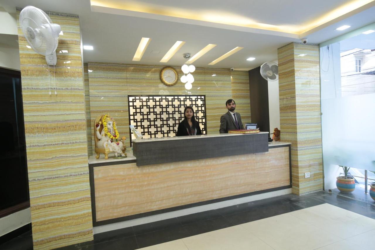 Hotel Red Castle - Karol Bagh - Where Luxury Meets Comfort New Delhi Exterior photo