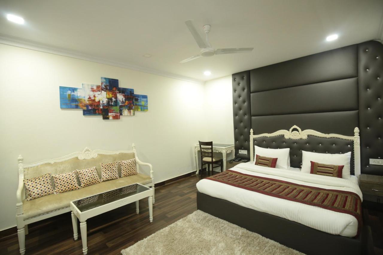Hotel Red Castle - Karol Bagh - Where Luxury Meets Comfort New Delhi Exterior photo