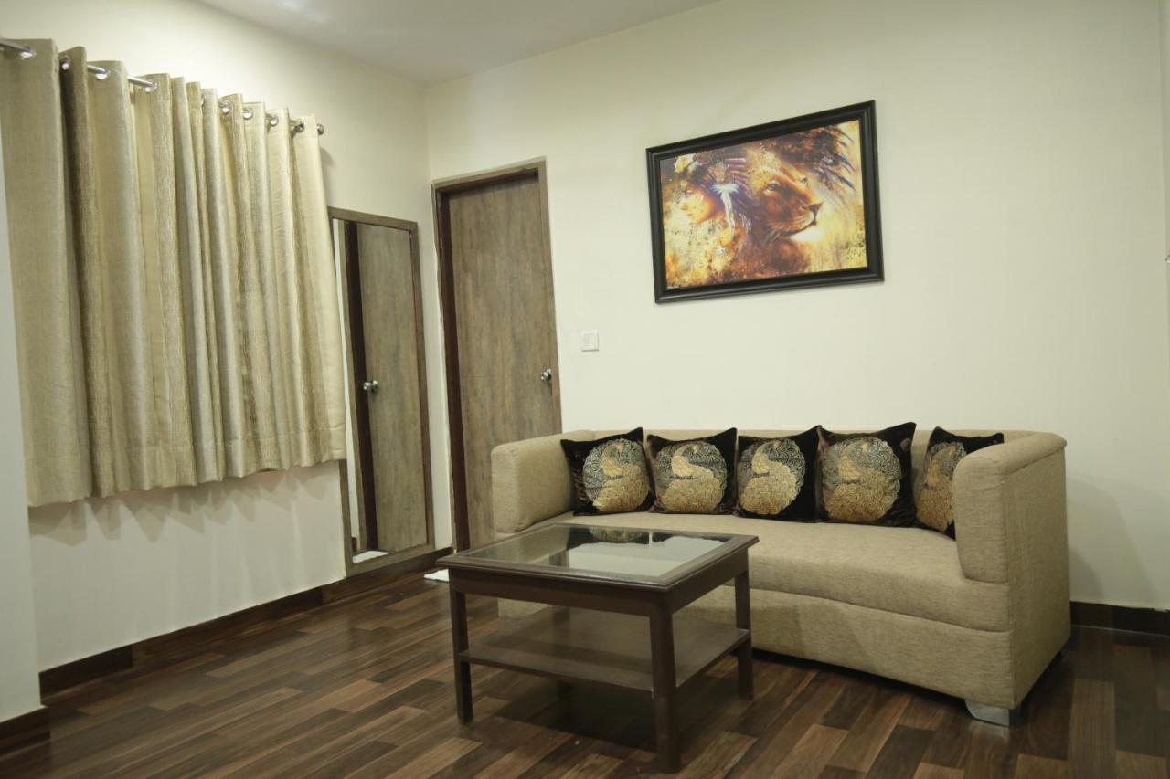 Hotel Red Castle - Karol Bagh - Where Luxury Meets Comfort New Delhi Exterior photo